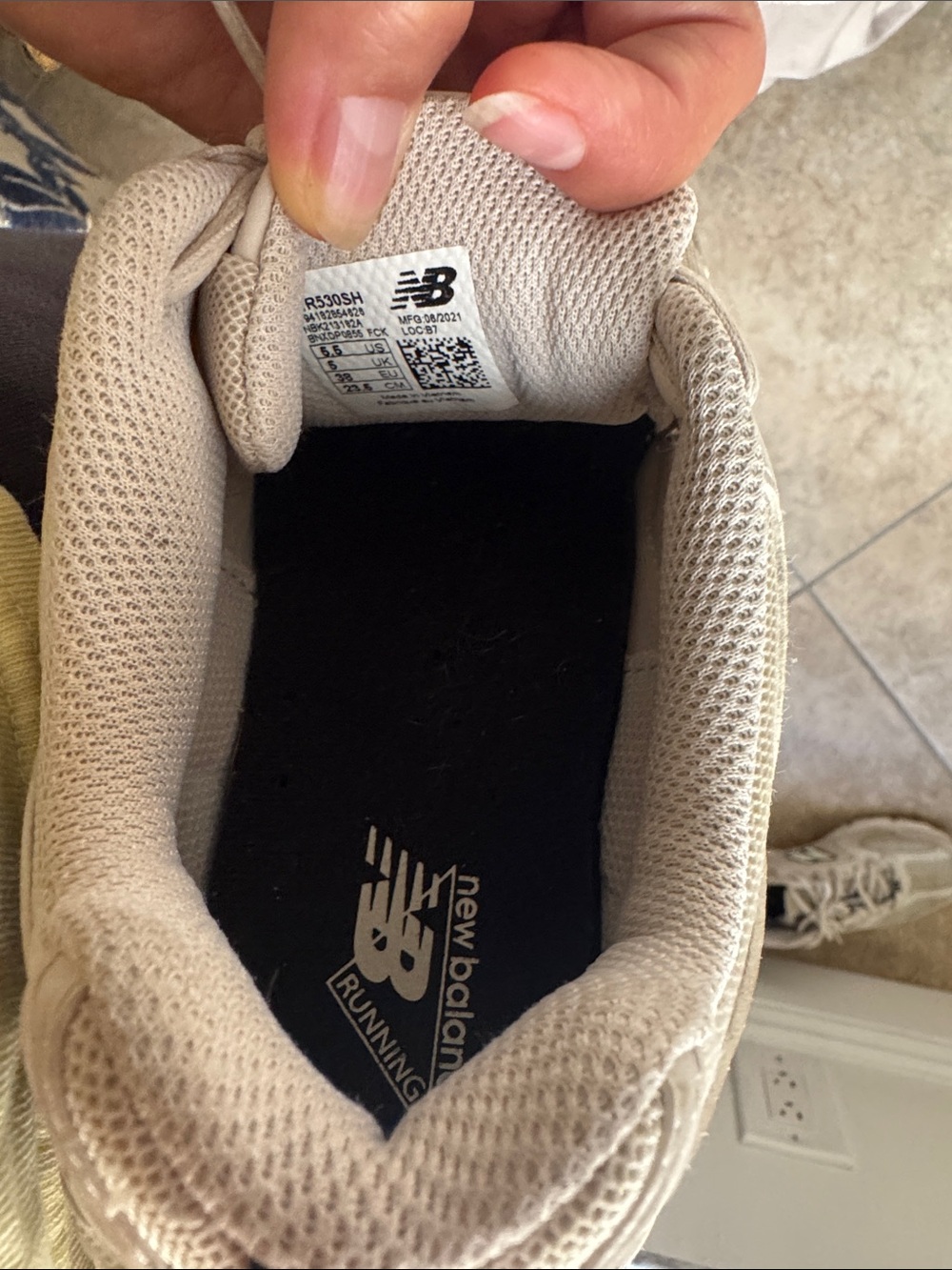 New Balance Beige/Tan 530 Athletic Sneakers - Picture 6 of 6